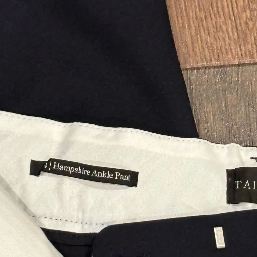 TALBOTS NWT NAVY HAMPSHIRE STRAIGHT ANKLE PANTS SIZE 14 - Picture 12 of 14